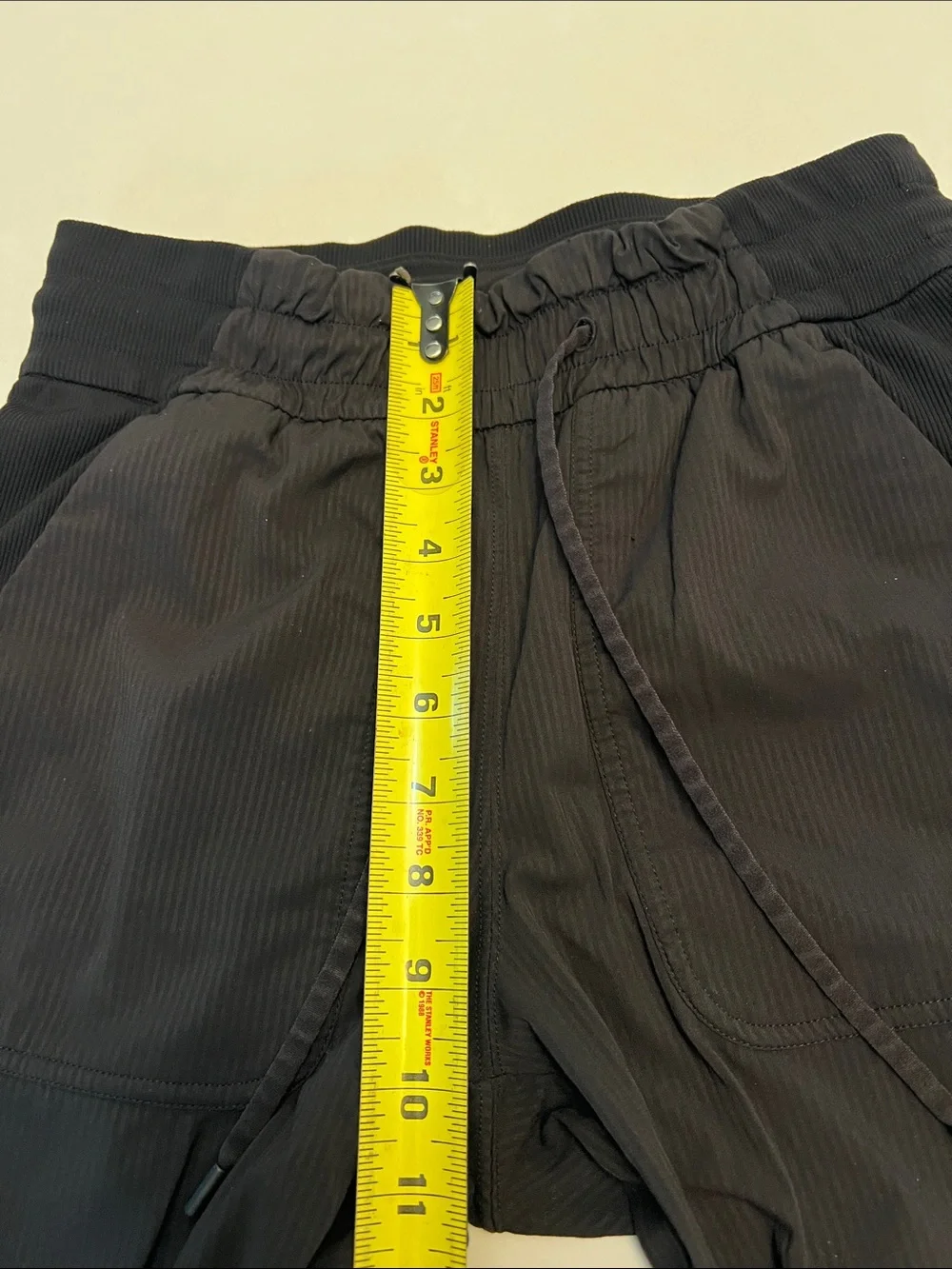 LULULEMON DANCE STUDIO BLACK PANTS SIZE 2